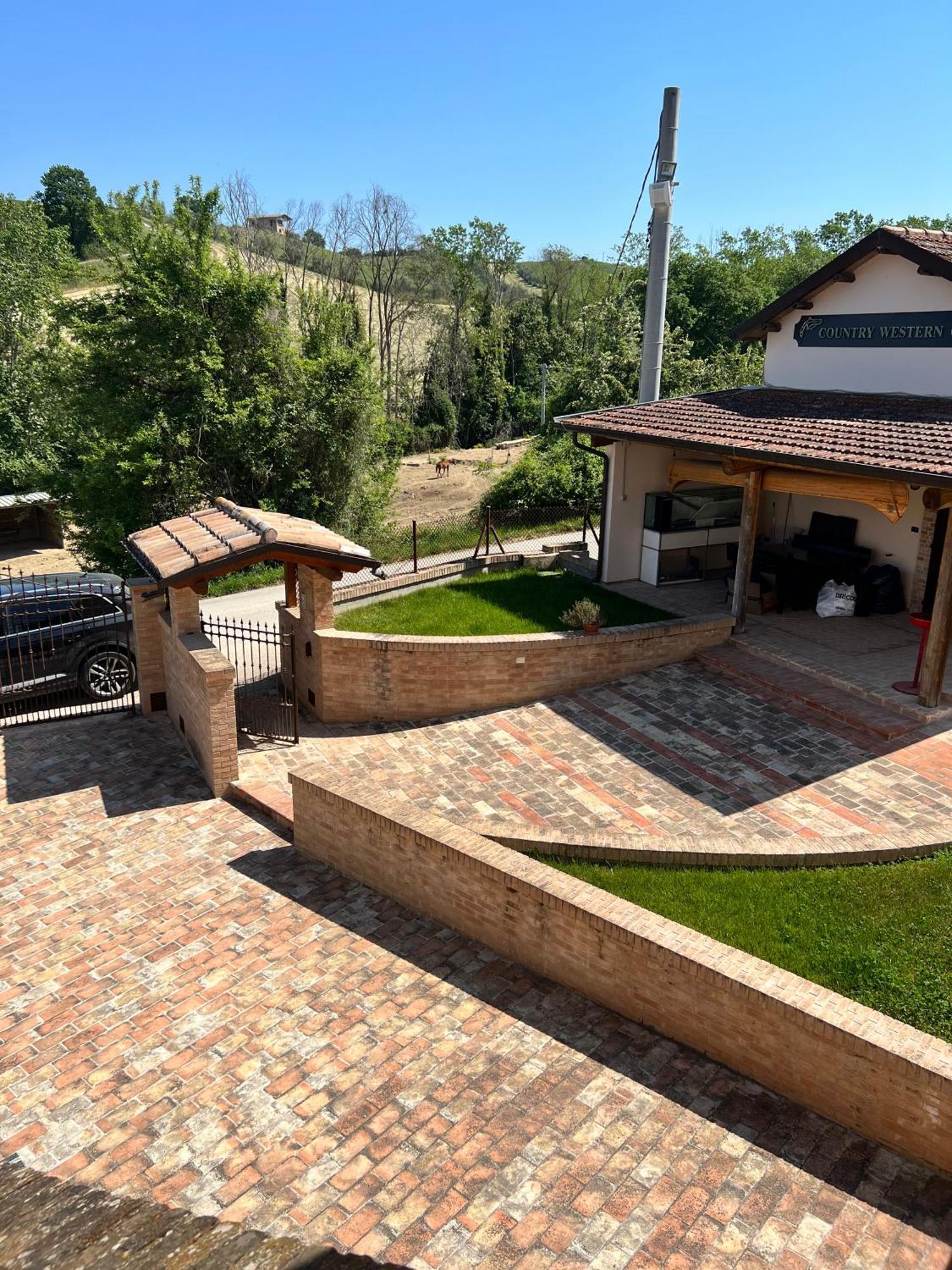 Country House Western Club Sant'Omero Zewnętrze zdjęcie